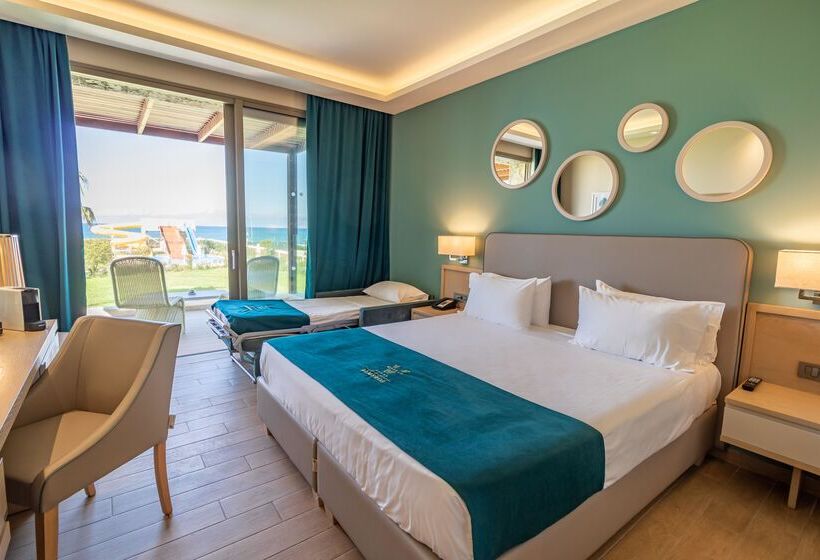 اتاق لوکس با چشم‌انداز دریا, Almyros Beach