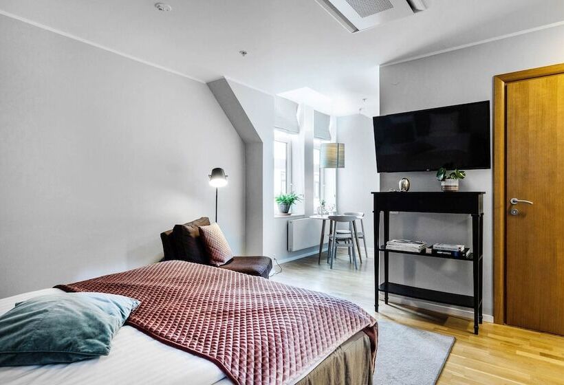 스탠다드 스튜디오, Biz Apartment Gärdet