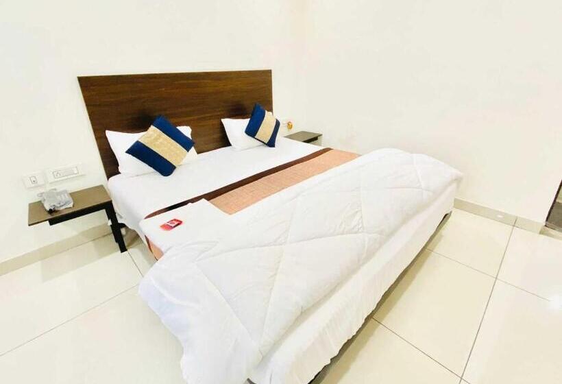 חדר קלאסי לשלושה, Oyo 79599 Stay Here
