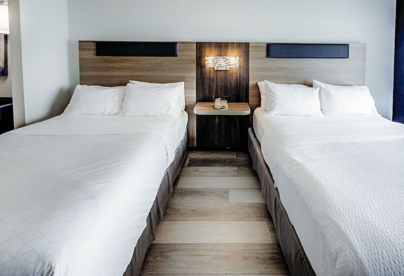 Номер Стандарт, Holiday Inn Express Hotel & Suites Ohio State University  Osu Medical Center, An Ihg