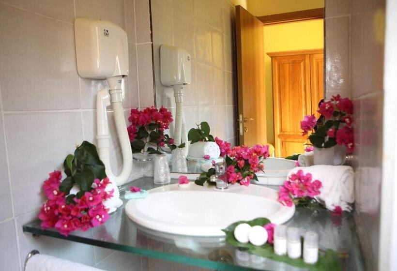 Номер Стандарт, Marina Del Marchese Beach Resort
