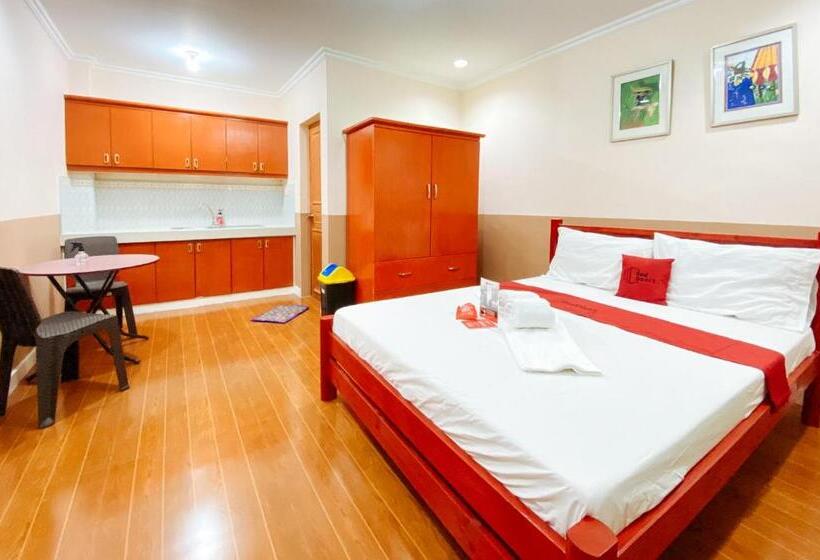Номер Deluxe, Reddoorz @ Calapandayan Subic Zambales