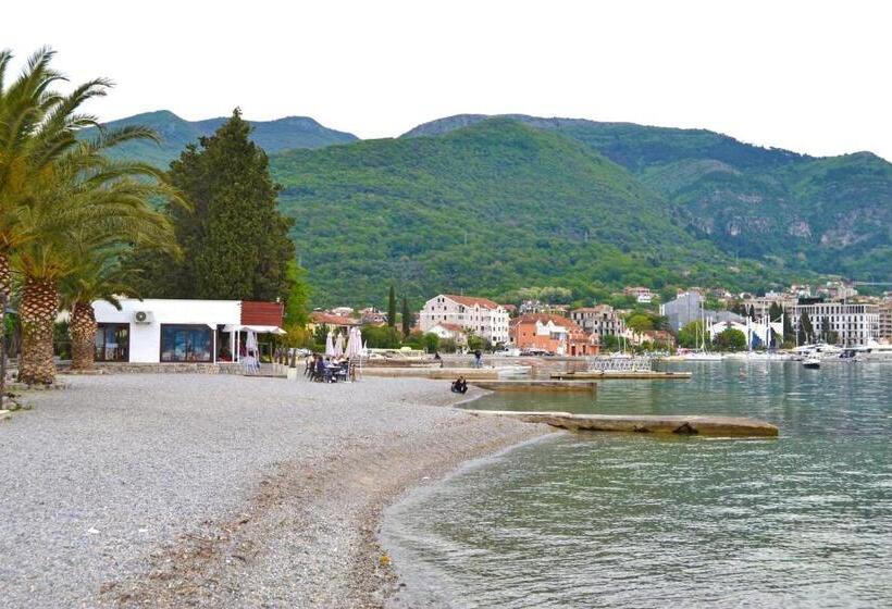 سوییت, Tivat Apartments