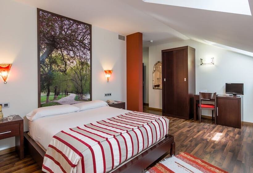 Номер Стандарт, Hostal Aznaitin
