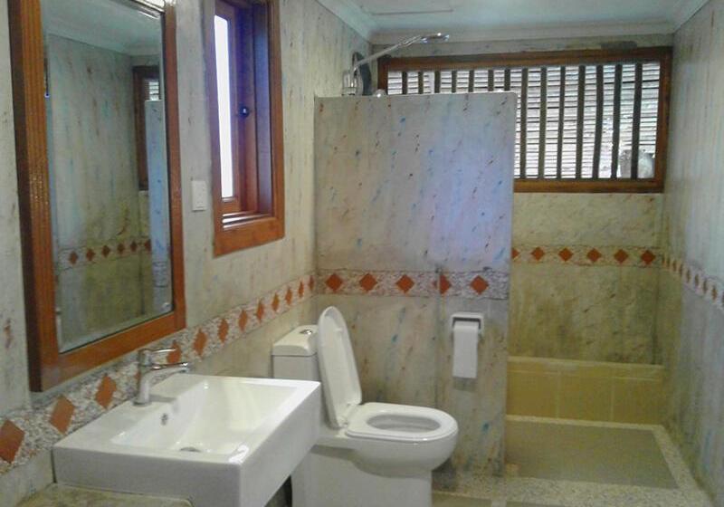 کلبه ییلاقی, Tanjung Inn