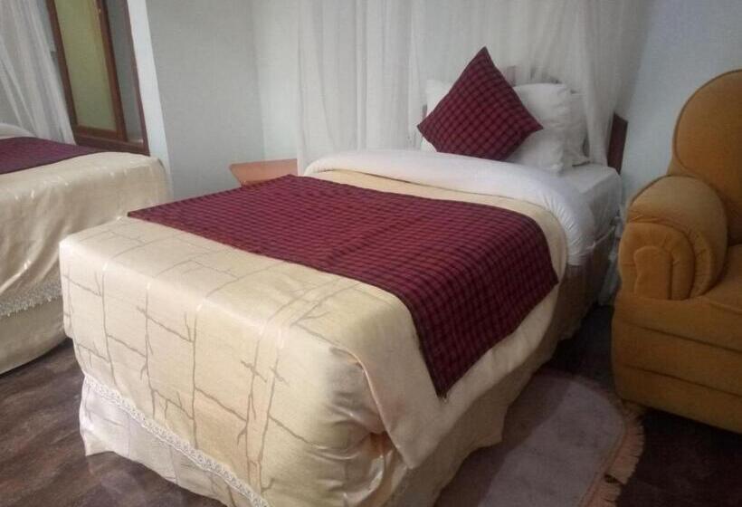 Номер Стандарт Трехместный, Karibu Heritage House