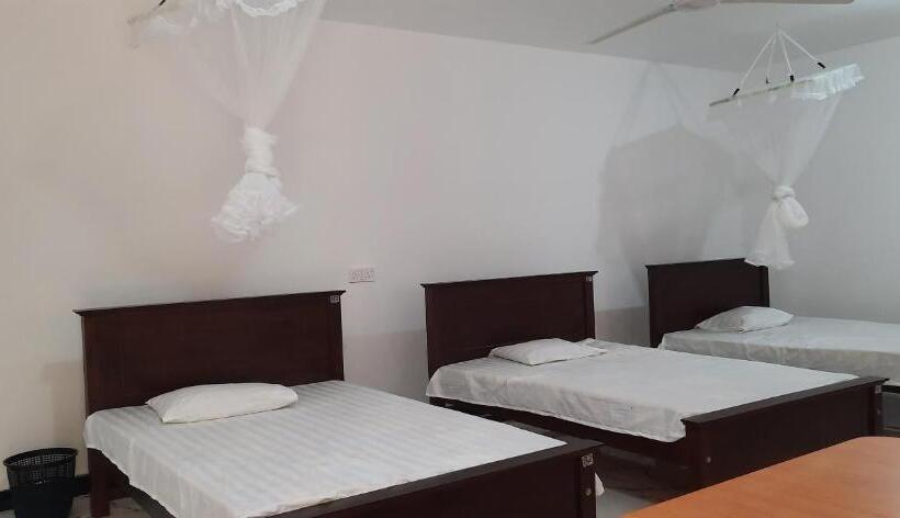 Family Room, Hikkaduwa Rest
