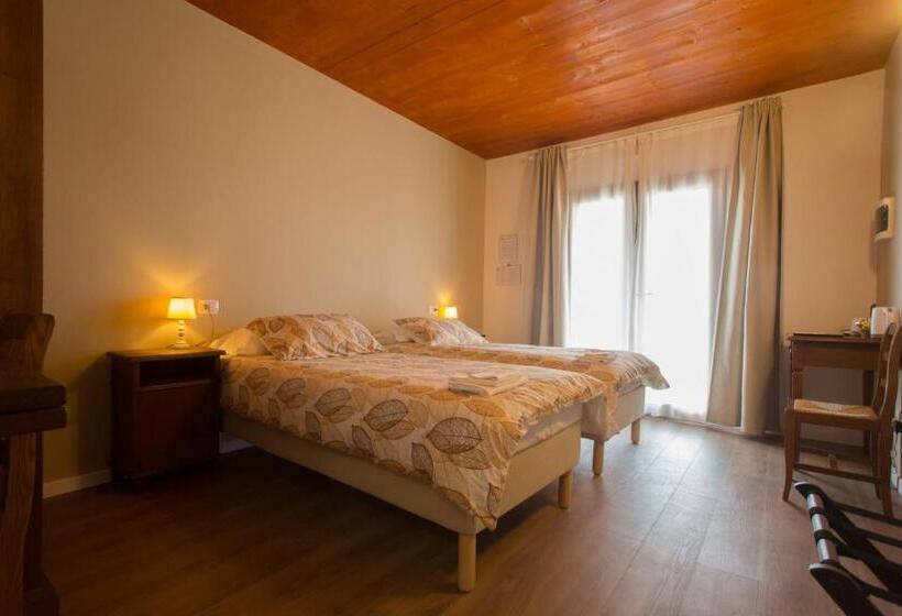 Номер Стандарт Адаптированный для Инвалидов, Albergo Diffuso Borgo Retrosi Di Amatrice