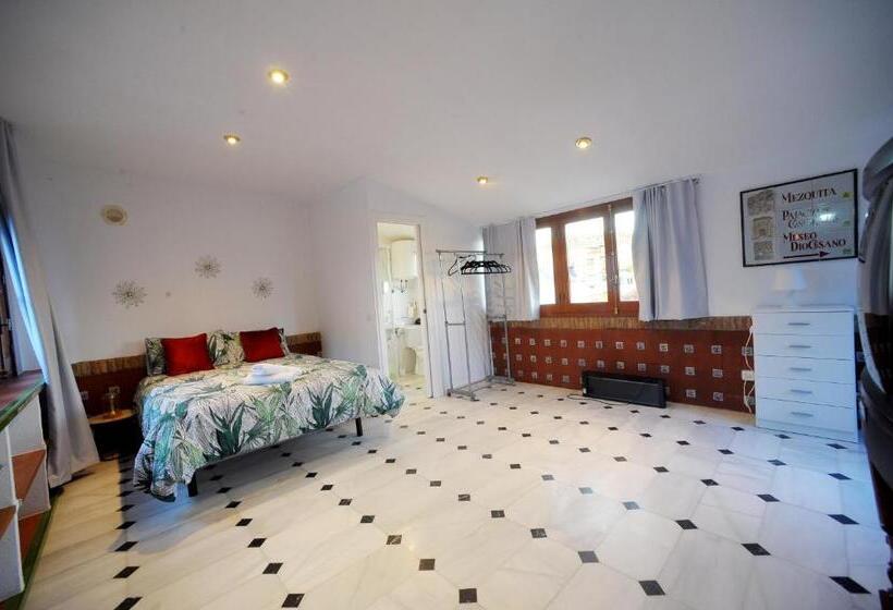 Suite with Terrace, San Basilio´s Red House