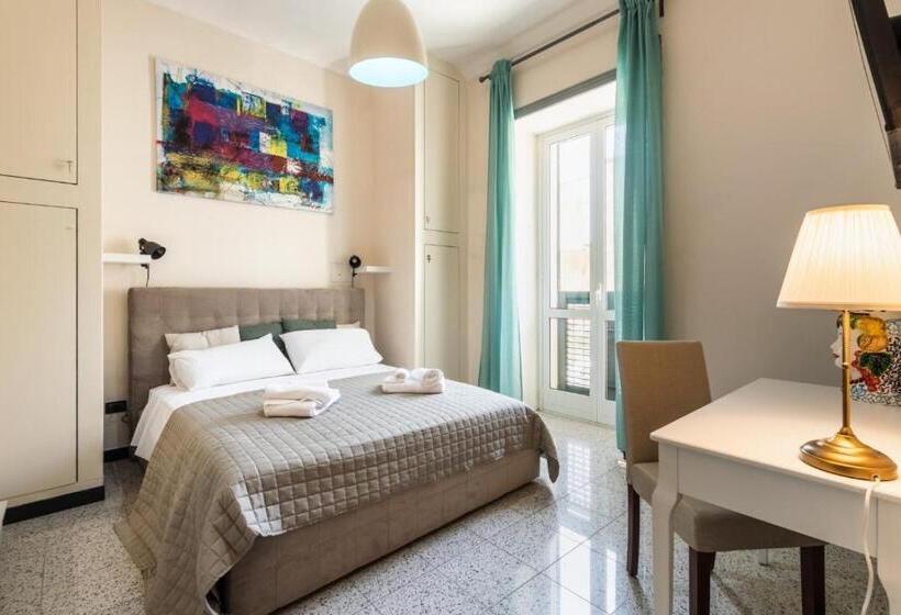 اتاق لوکس, Guest House Aurispa