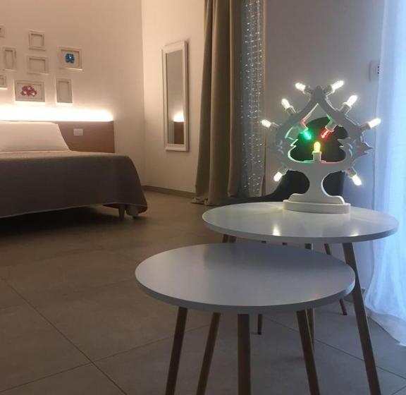 اتاق سوپریور چهار تخته, Le Rondini House