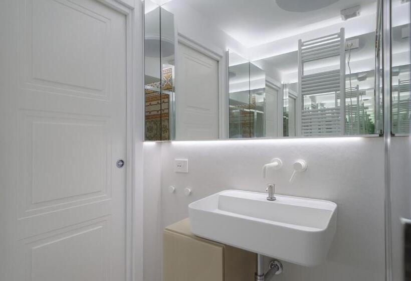 Deluxe Suite Sea View, Sopramonte Exclusive Rooms