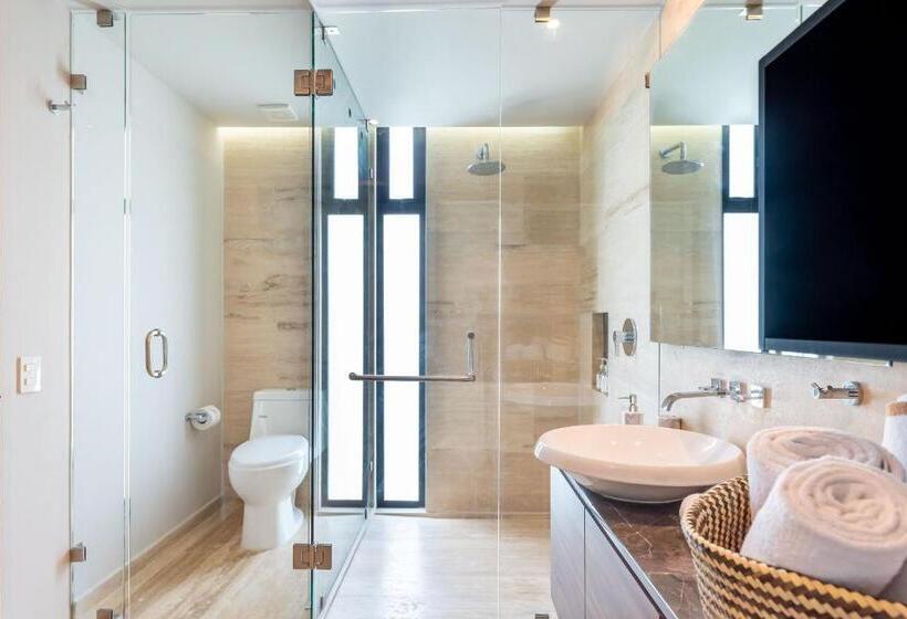 1 Bedroom Penthouse Apartment, Kaab South Beach By The Spot Rentals