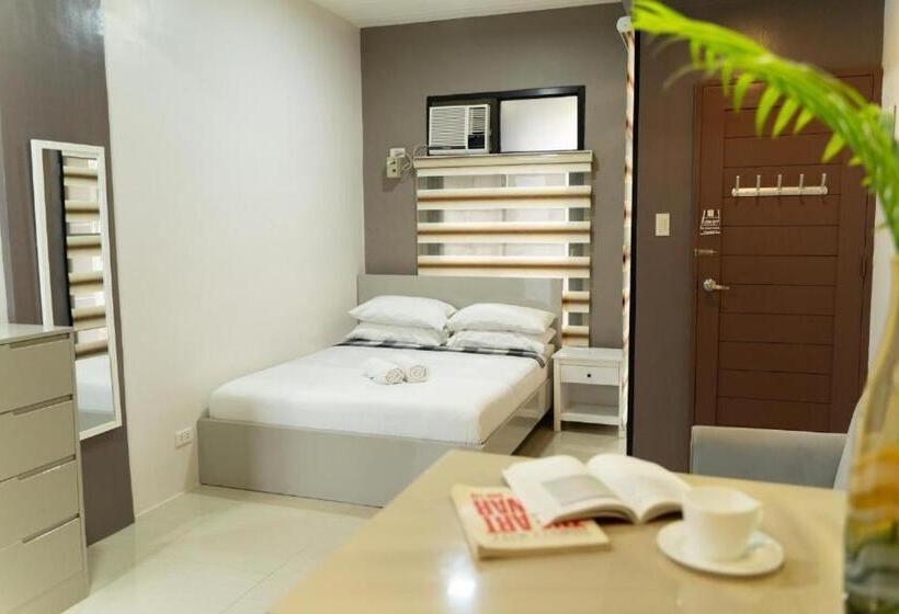 استودیوی لوکس, Denville Residences