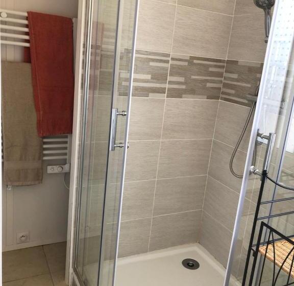 Cameră Familiară, Chambres D Hotes Labatut