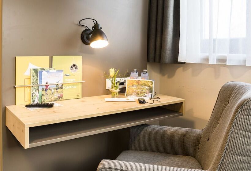 Трехместный Номер Комфорт, Jufa Hotel Maria Lankowitz