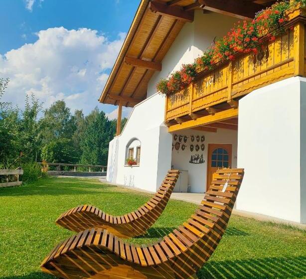 Четырехместный Номер Стандарт, B&b Ai Larici