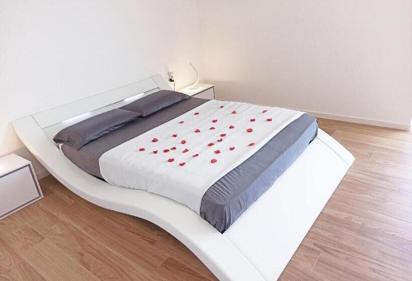 Номер Deluxe, Guest House   La Bella Vita
