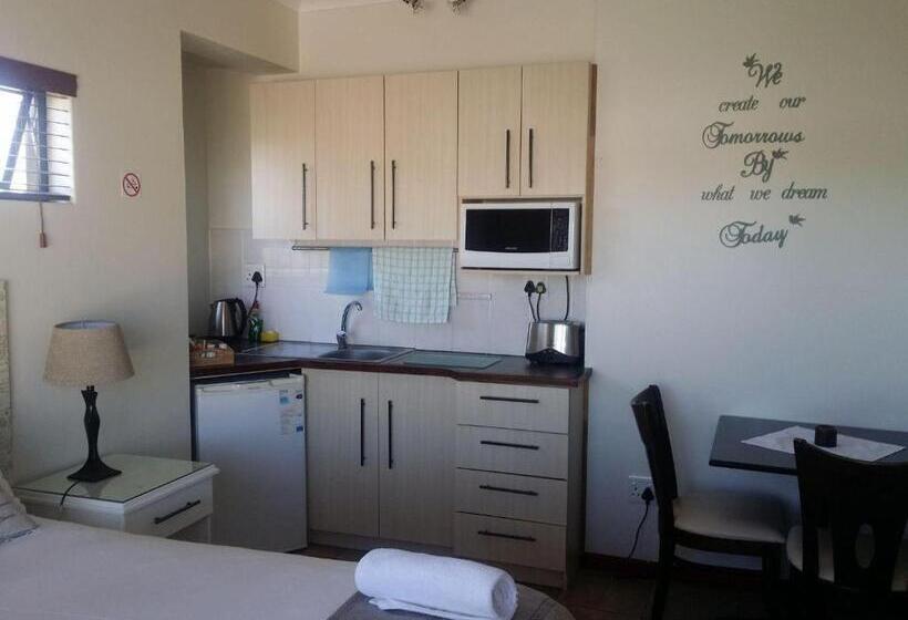 Номер Стандарт, 12 On Beach Guest House