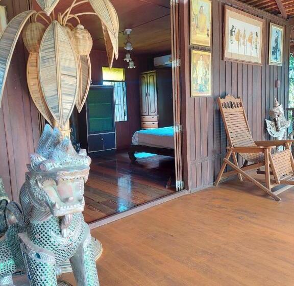خانه 1 خوابه, Marin  S Home