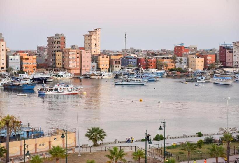 اتاق استاندارد یک نفره, Grand Hotel Ras Elbar