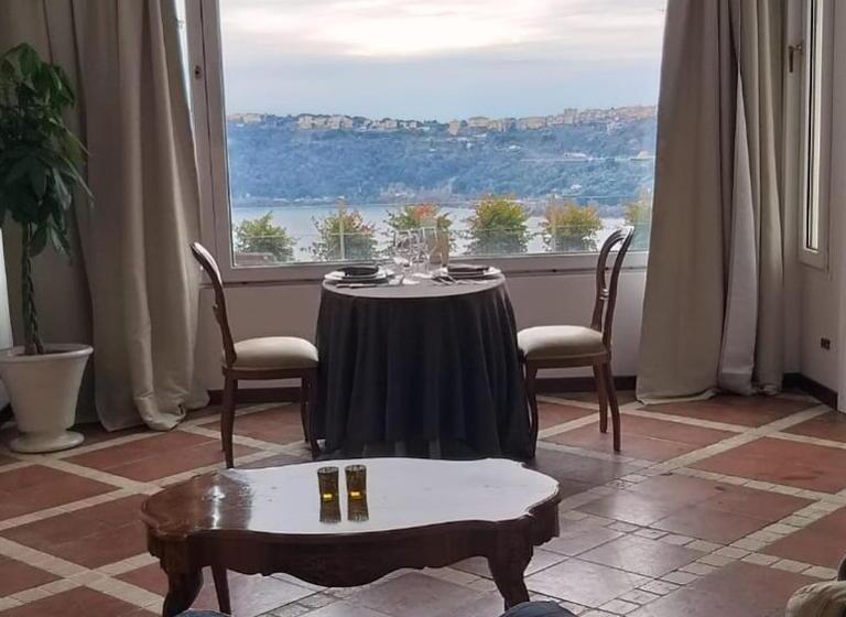 Suite with lake view, La Locanda Del Pontefice   Luxury Country House