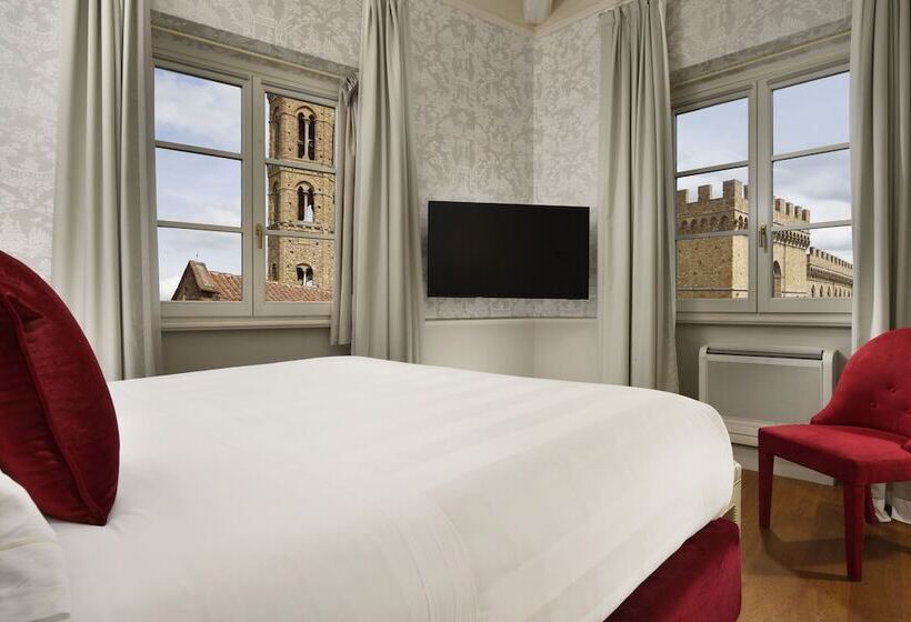 سوییت اجرایی, San Firenze Suites & Spa