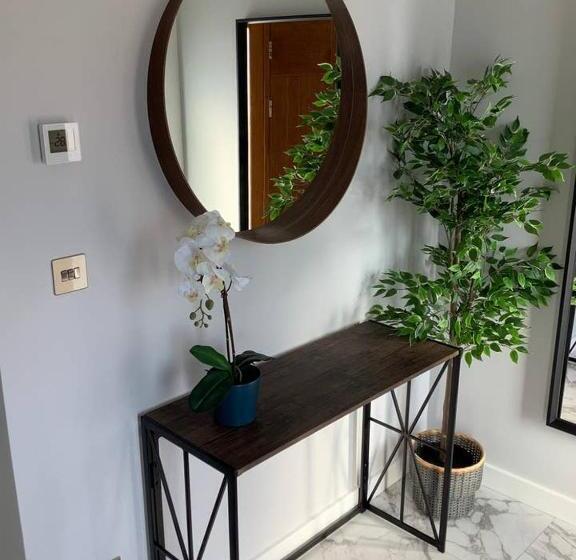 Апартаменты 1 Спальня, Carolyn’s Place