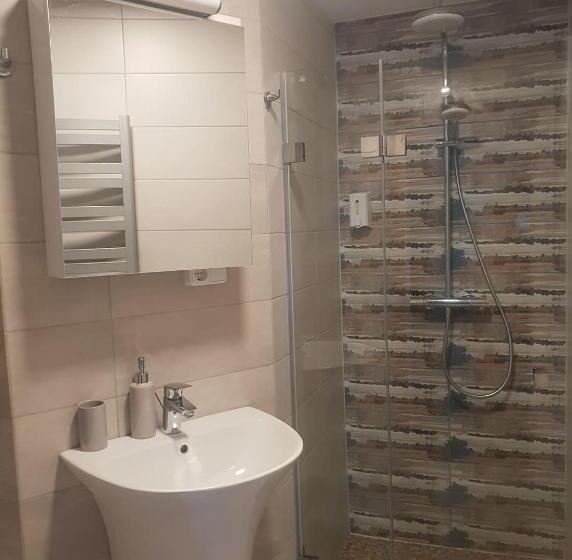 اتاق خانوادگی, Dp Art Residence   Self Check In