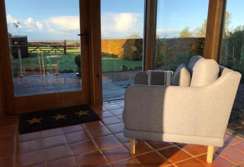 Дом 1 Спальня, Dan Y Graig Barn, Carmarthen