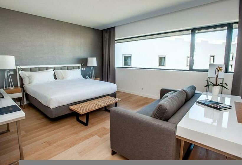 Quarto superior, Pestana Cidadela Cascais  Pousada & Art District