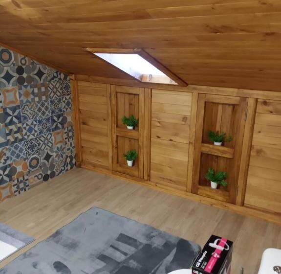 Семейное Студио, Casa Da Lena