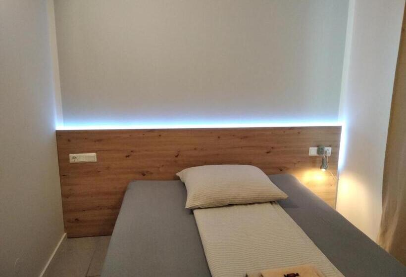 스탠다드 룸, Sroom 118 And 119 In Center