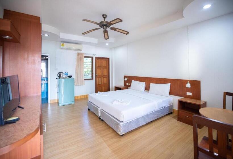 اتاق استاندارد, G House Guest House