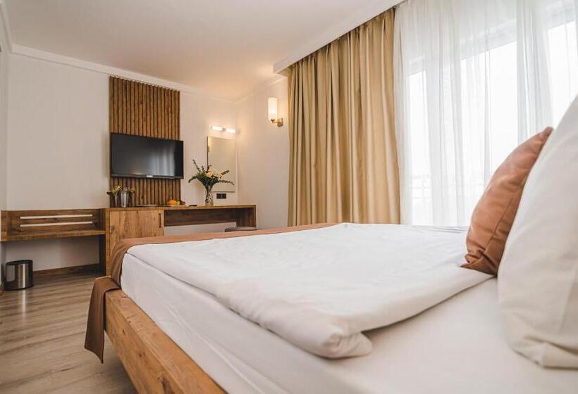 Номер Стандарт, Uptown Buyuk Anadolu Girne