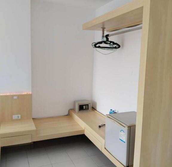 带阳台的豪华间, Urban Patong Residence