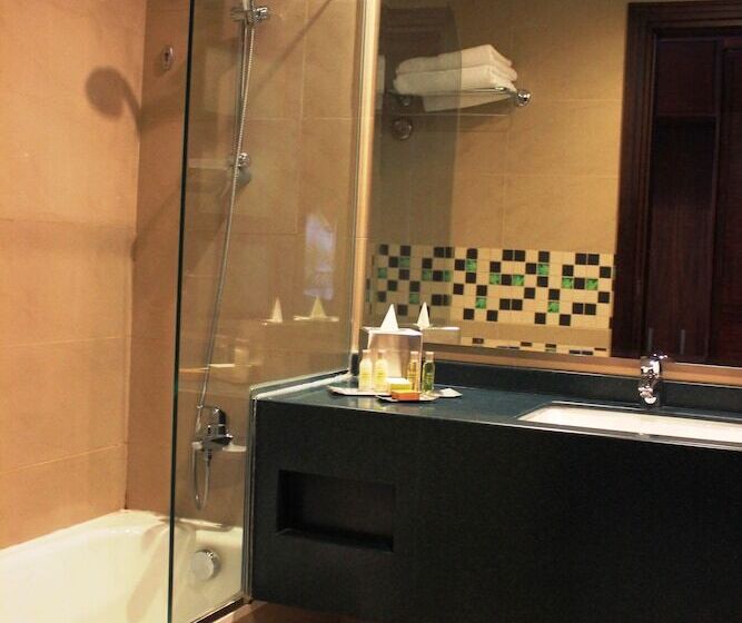Номер Superior Кровать Кинг, Doubletree By Hilton Hotel Aqaba