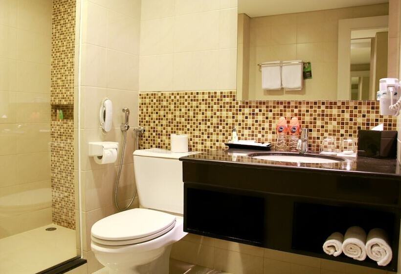 Habitación Deluxe, Java Paragon Hotel & Residences