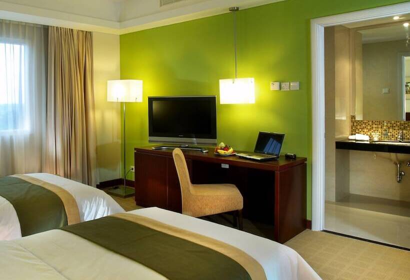 Habitación Deluxe, Java Paragon Hotel & Residences