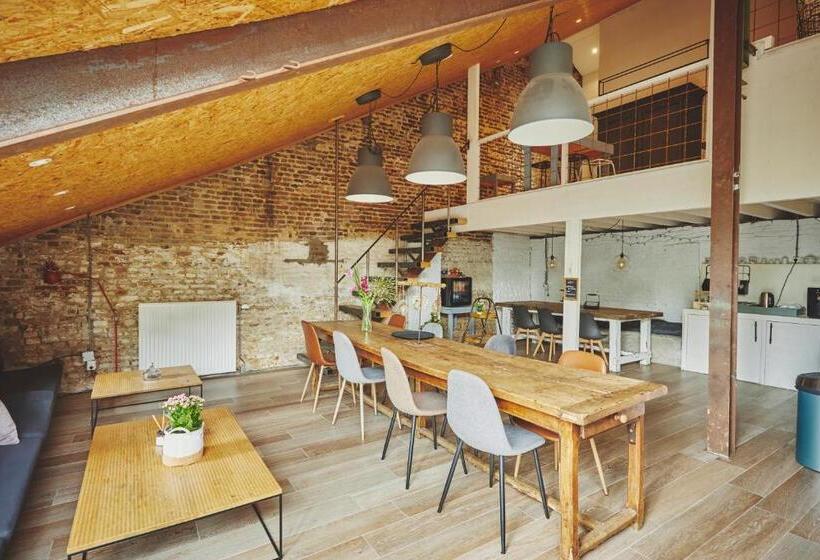 Трехместный Номер Стандарт Вид на Сад, B&b Maas En Heuvel Maastricht