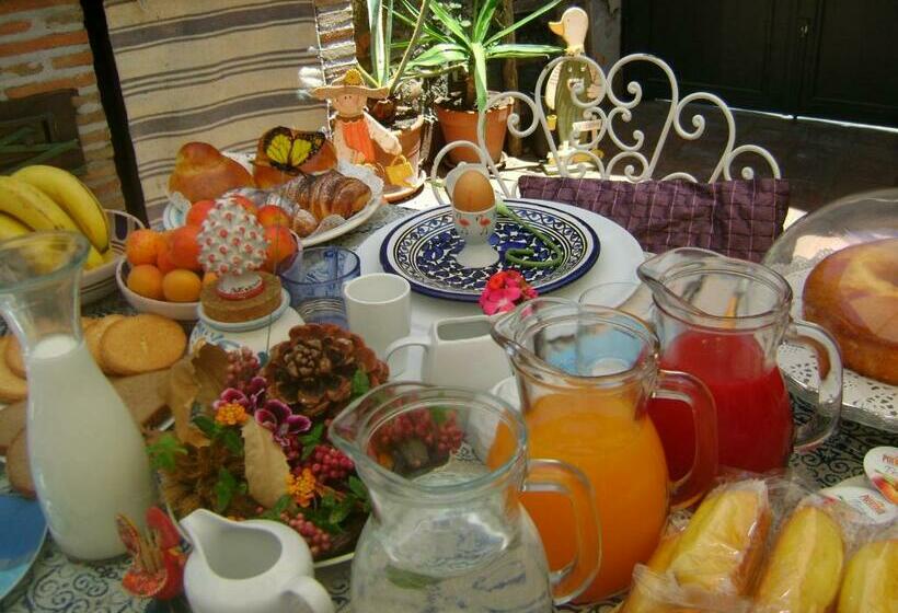 اتاق لوکس, Mauripe
