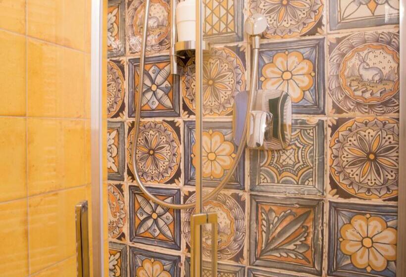 Chambre Quadruple Standard, Creuza De Legnà