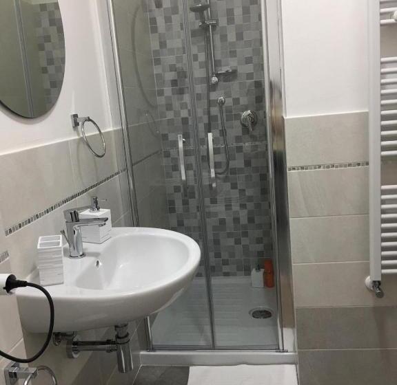 Четырехместный Номер Стандарт, Visaya B&b