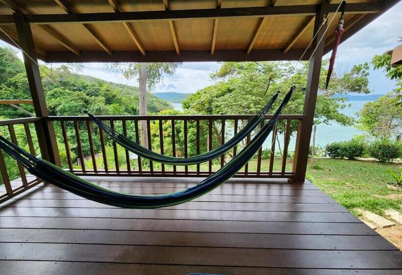 Семейный Номер, Bigfin Beach Resort