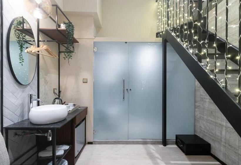 اتاق استاندارد, Harbour Ville Hotel   Hamilton