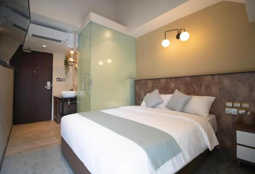 اتاق پریمیوم با بالکن, Harbour Ville Hotel   Hamilton