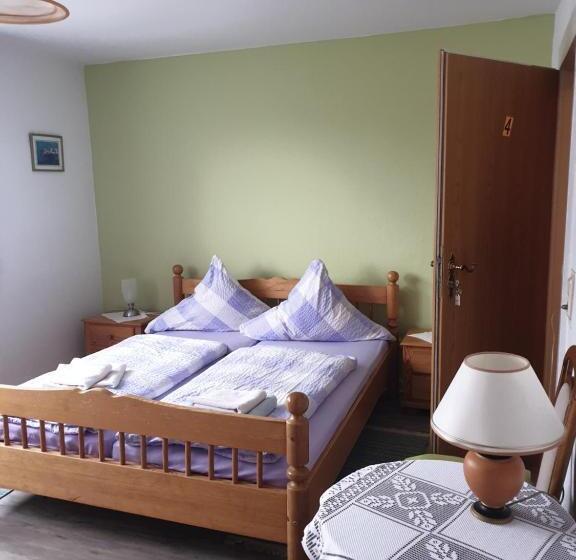 Номер Стандарт, Gästehaus Zum Georgenberg