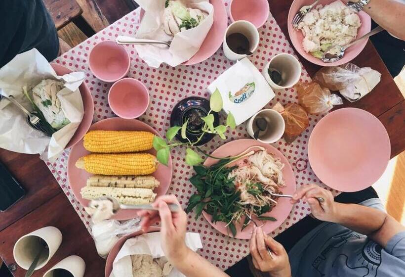 デラックスルーム, อยู่แพ Paestay อุทัยธานี
