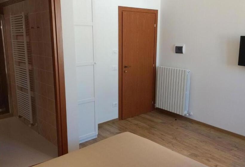 Номер Стандарт, Camere Calocci