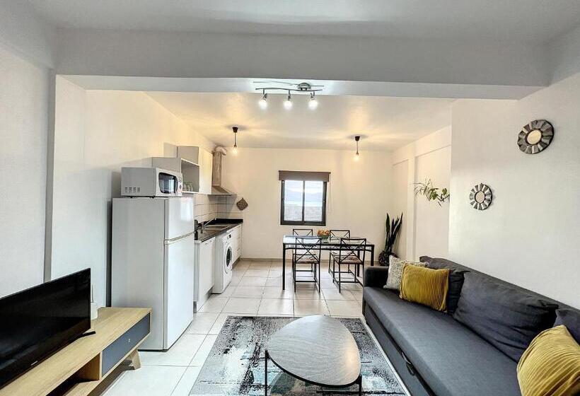 آپارتمان 2 خوابه, Pix Apartments